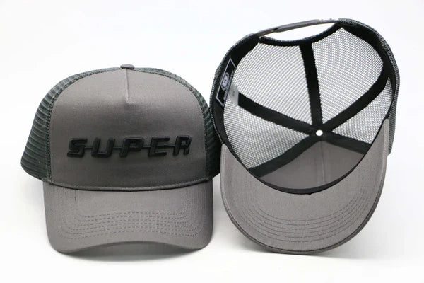 S-U-P-E-R trucker keps